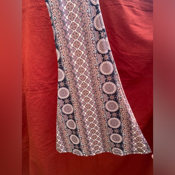 🤗179-You Are Sol Amazing 🌞 Daisy del Sol Bell Bottoms - Picture 6 of 7